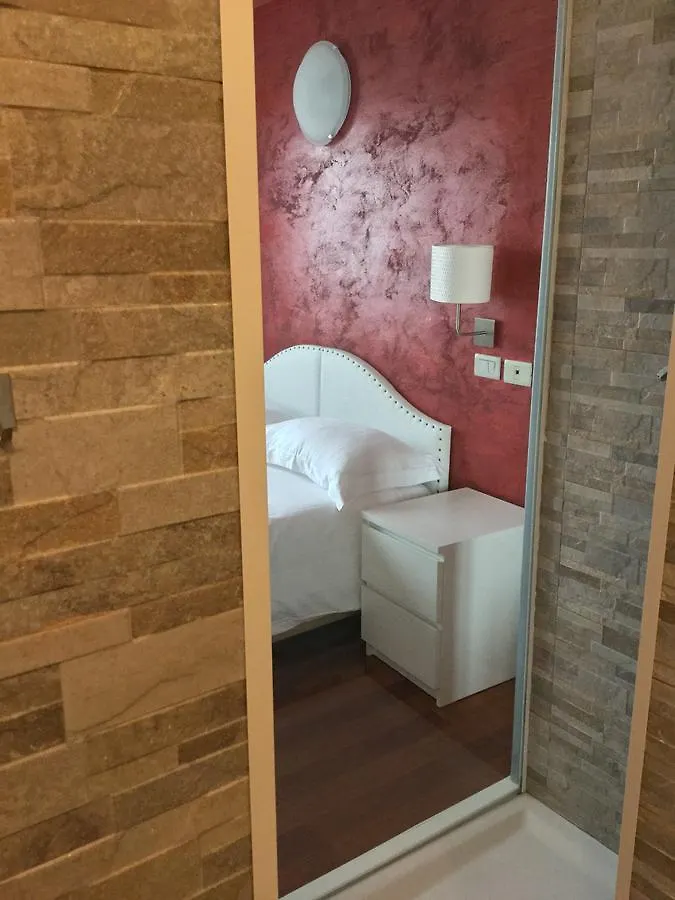 Hotel Malpensafiera ベルナーテ・ティチーノ