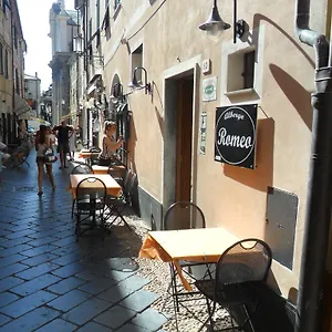 albergo-romeo.hotelitalianriviera.com/