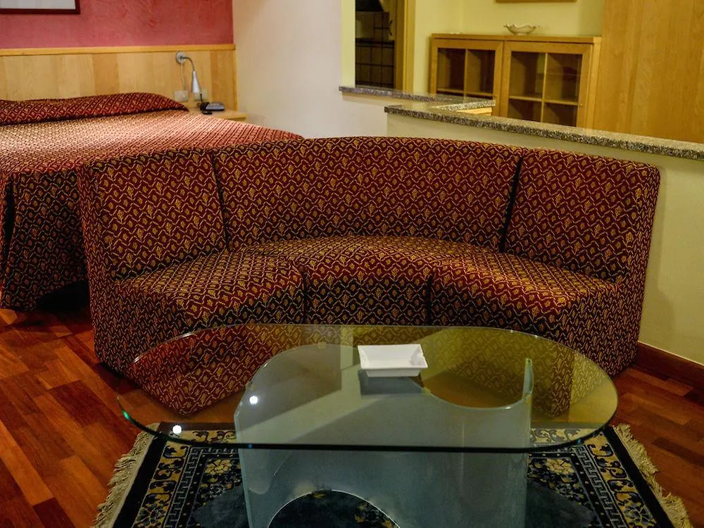 Hotel Malpensafiera Bernate Ticino