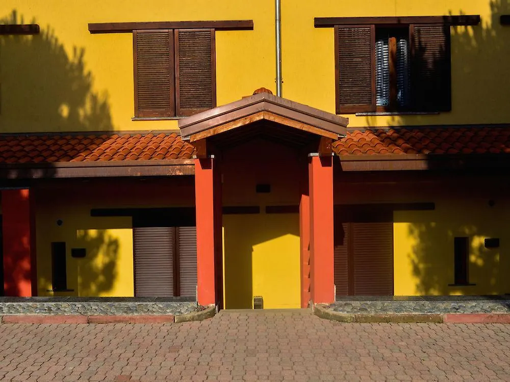 Hotel Malpensafiera Bernate Ticino Italien